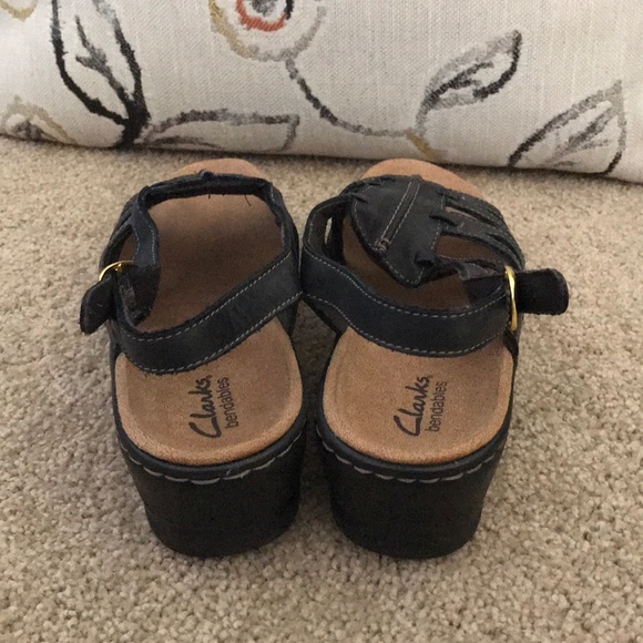 Clark’s sandals - Picture 3 of 3